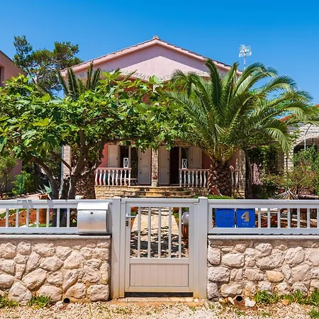 דירה Lovric Bei Zadar